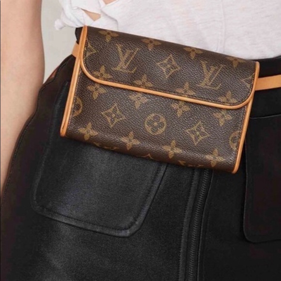 louis vuitton waist belt bag